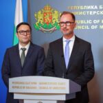 Правителството започва отначало преговорите с „Райнметал“ по проекта за съвместен завод с ВМЗ–Сопот