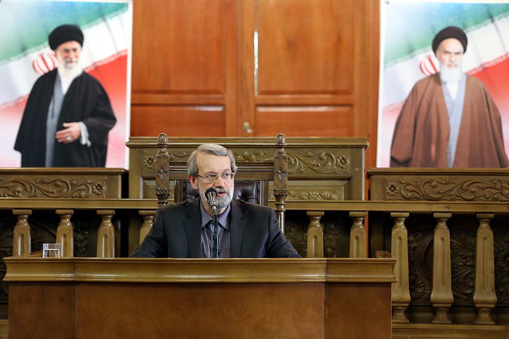 Иран потвърди смъртта на Али Лариджани и отвърна с атака срещу Тел Авив