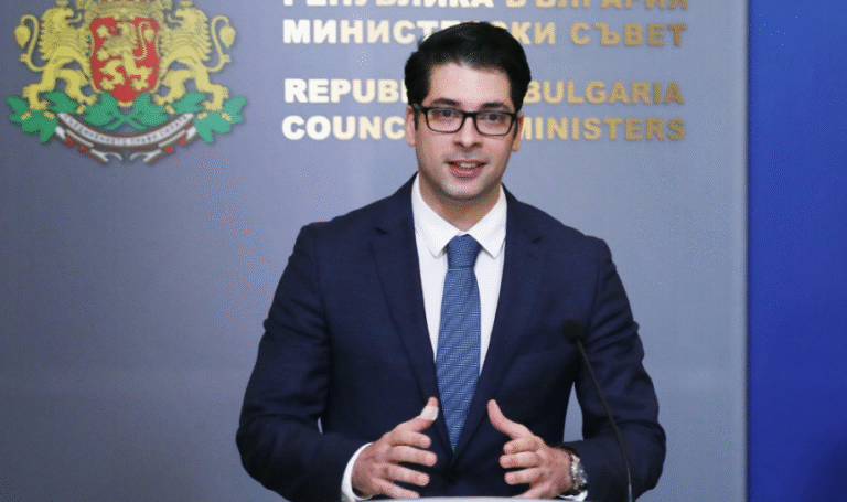 "Срам и унижение" или неизбежно примирие? Дебатът в България за сделката ЕС-САЩ