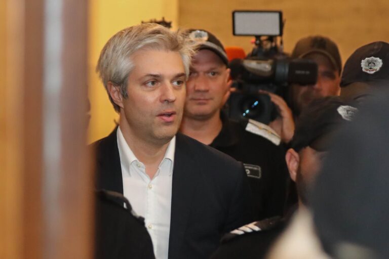 Благомир Коцев отбеляза третия си месец в ареста с писмо