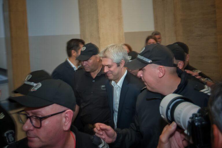 Благомир Коцев и Никола Барбутов отново в съда за промяна на мерките им