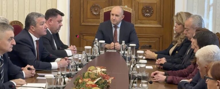 От БСП отчетоха успех - министрите им не направили корупционен скандал