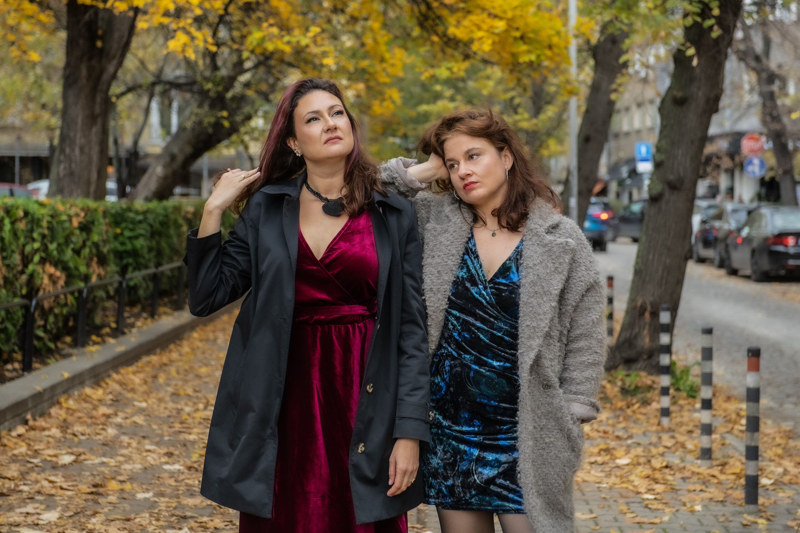 Интервю на „Вайръл стихове за секс и драма“ със същите