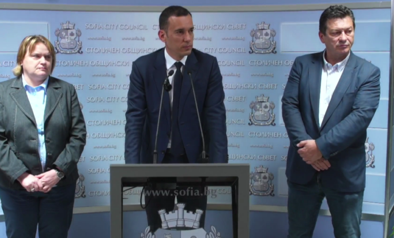 Васил Терзиев за договорите за сметосъбиране: Няма да подписваме под натиск