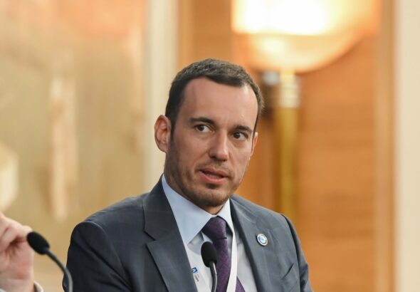 ВАС отмени спорно решение на областен управител на ГЕРБ срещу Васил Терзиев