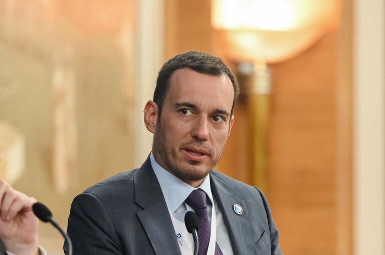 ВАС отмени спорно решение на областен управител на ГЕРБ срещу Васил Терзиев