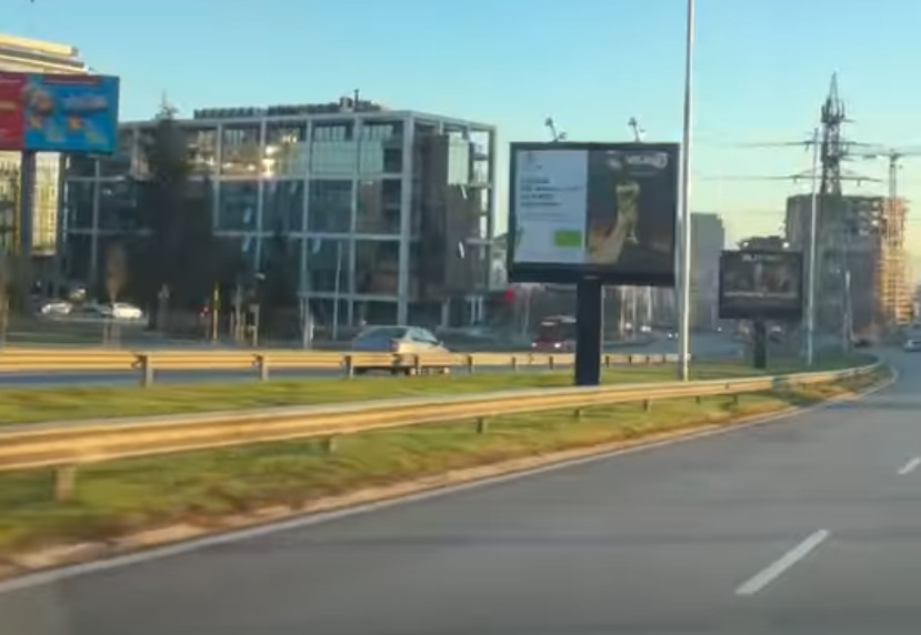 Шофьор кара в насрещното движение по бул. "България" в София