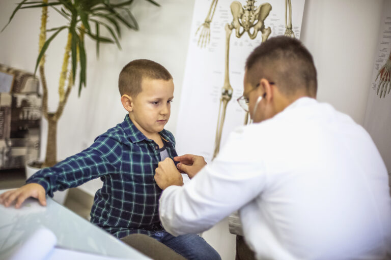 Бургас обявява грипна епидемия, във Варна удължават противоепидемичните мерки