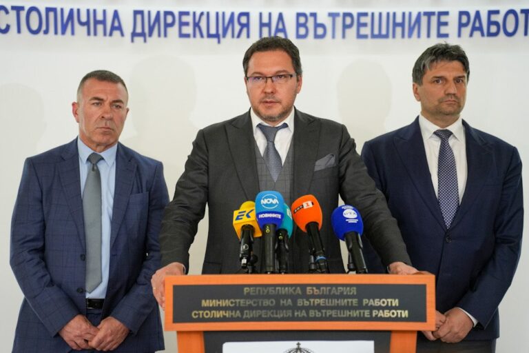 Митов обяви, че бандите на "локалните" изчезват на фона на нов случай на насилие от тийнейджъри