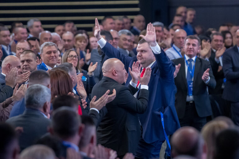 Хората на Доган са поискали САЩ да санкционира партия ДПС по “Магнитски”