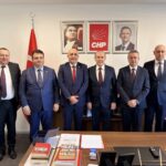 ДПС-Пеевски изпрати делегации при двете най-големи партии в Турция