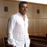 Директорът на затвора, който предложи да освободи Брендо, подаде оставка