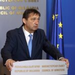 Кабинетът гони ДПС от сградата на “Врабча” 23 и я връща на НАП