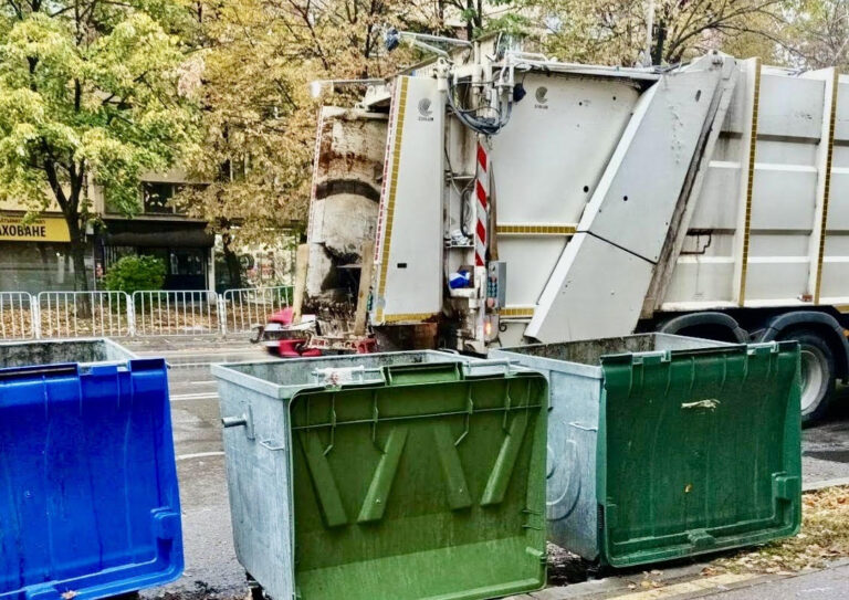 Фирма, свързана с "Титан", ще чисти боклука в три столични района