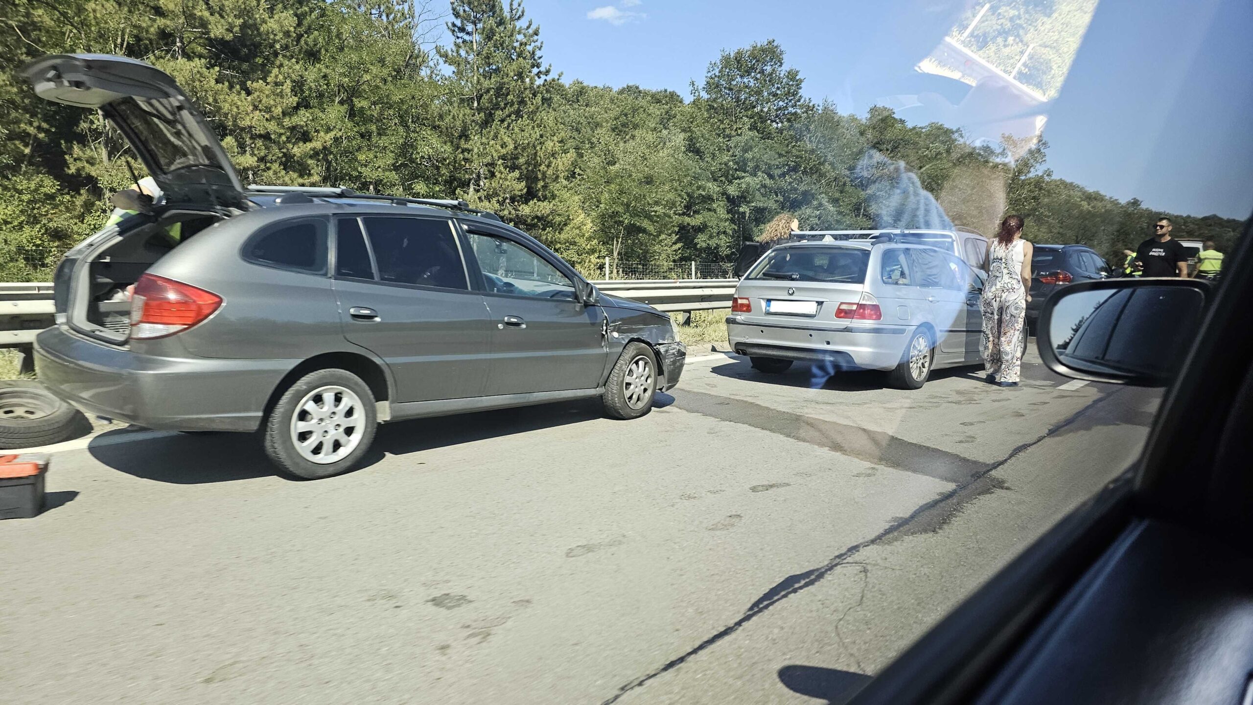 Верижна катастрофа затруднява движението на АМ "Тракия"