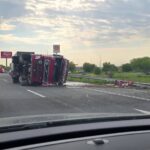 Тонове картофи се разпиляха след като камион се обърна на “Тракия”