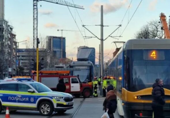 Жена загина след удар от трамвай в София