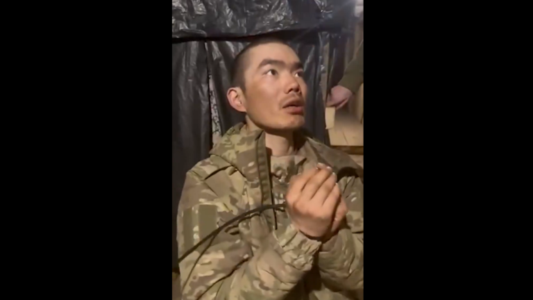 Пекин ще разследва твърденията на Украйна за китайски войници, воюващи на страната на Русия