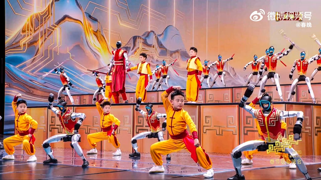 Китай показа бъдещето на роботите: Хуманоидите на Unitree владеят кунг фу и акробатика