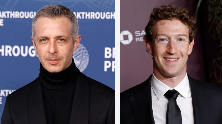 Джеръми Стронг играе Марк Зукърбърг в нов филм за Facebook