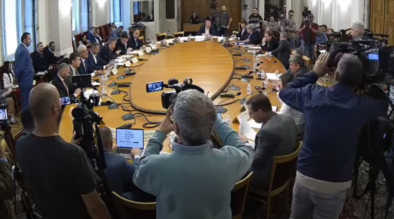 Бившите управляващи за трети път саботираха закон, заради който България губи 437 млн. евро