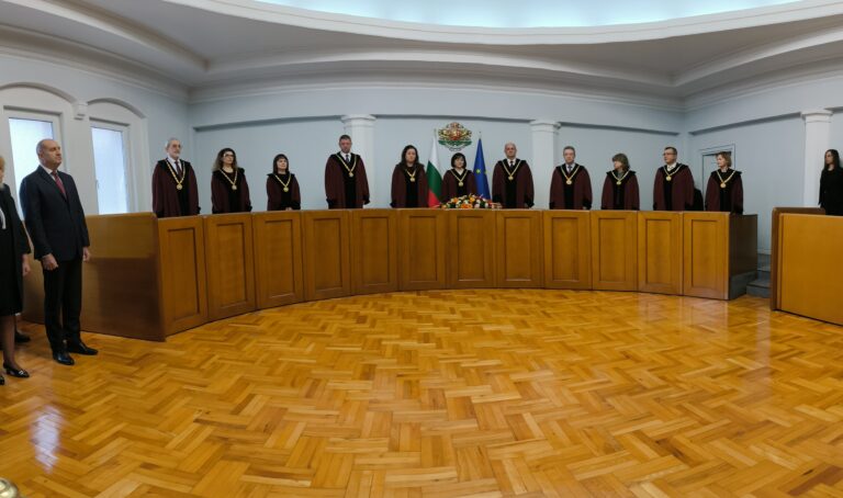 КС даде 14-дневен срок на варненския съд да коригира въпроса за легитимността на Сарафов