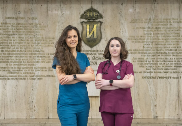 Великден там, където разбираш, че не бива да отлагаш нищо за утре - празникът на двама лекари от реанимацията