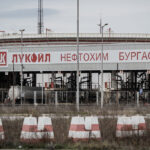 Рафинерията в Бургас получи нова отстрочка от санкциите на САЩ