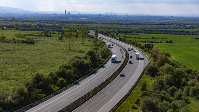 За една година Пътната агенция е изхарчила 4-годишния си бюджет за ремонти