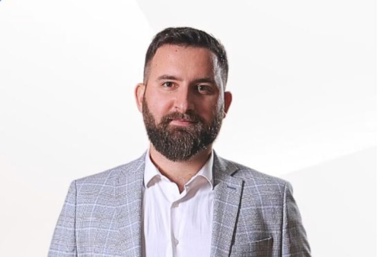 Мартин Куванджиев, който показа колко губим от заплатата си заради Бюджет 2026