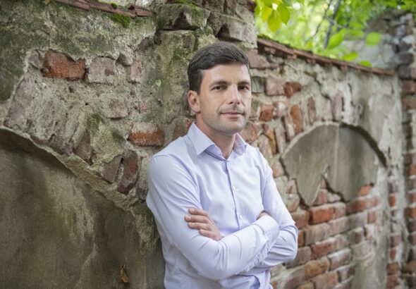 Никола Минчев отправи тежки критики към ПП за разделянето с ДБ