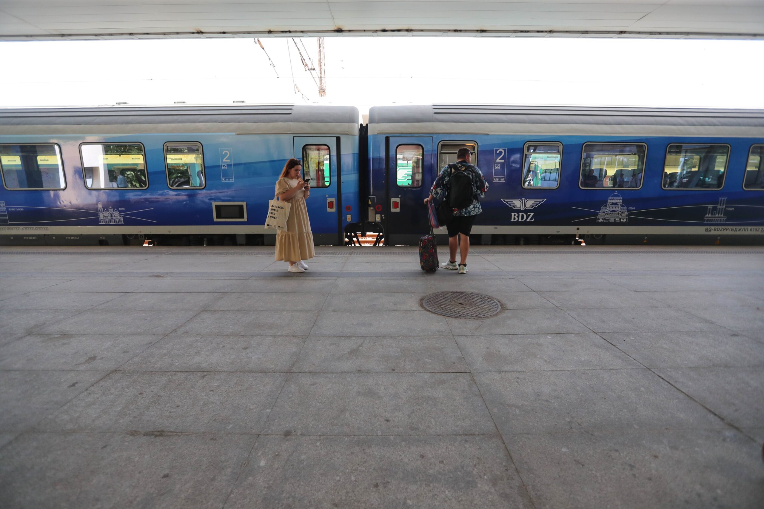 БДЖ пуска повече места във влаковете за коледните и новогодишните празници