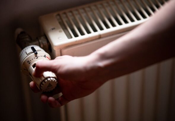 Започва поетапно спиране на парното в София