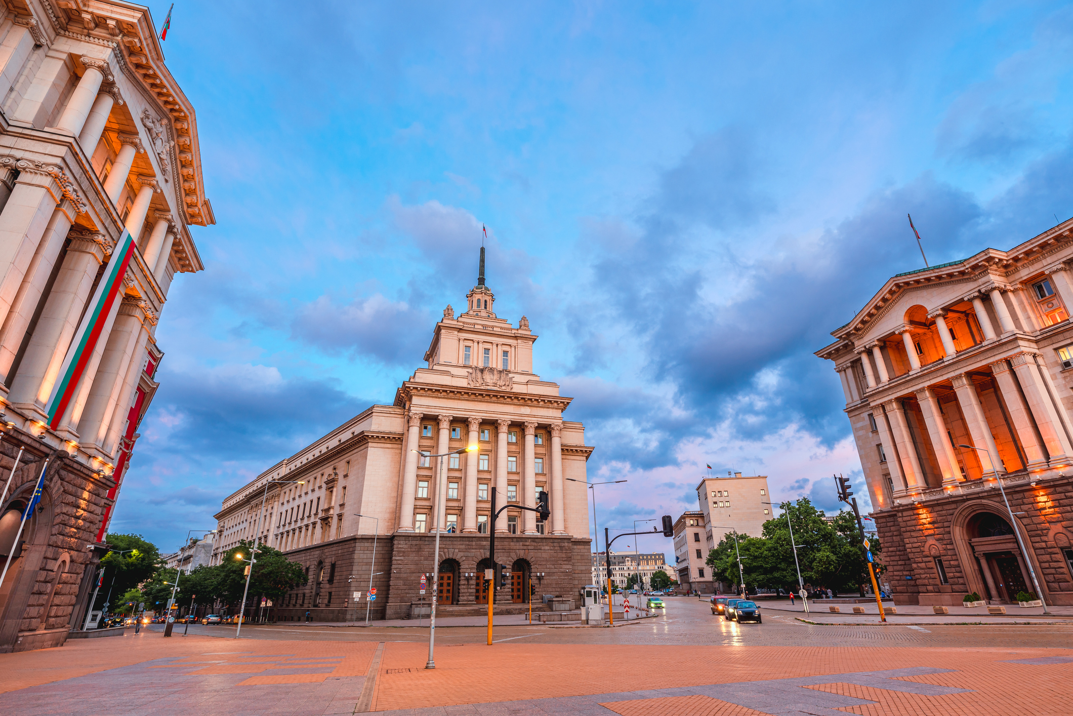 "Галъп" удвои разликата между Радев и ГЕРБ за две седмици