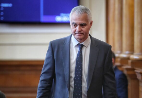 Румен Радев връща Пламен Тончев начело на ДАНС година след оставката