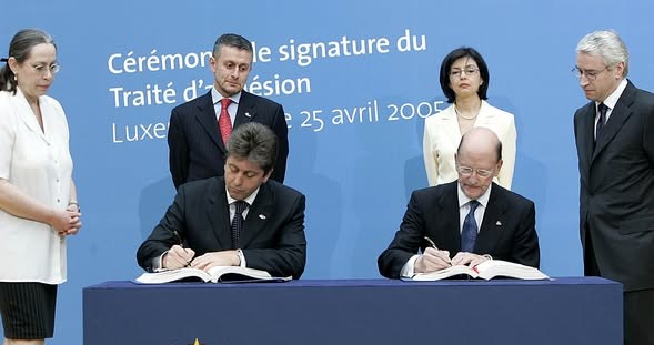 Представителството на ЕК отбеляза 21 години от подписването на Договора за членство на България в ЕС