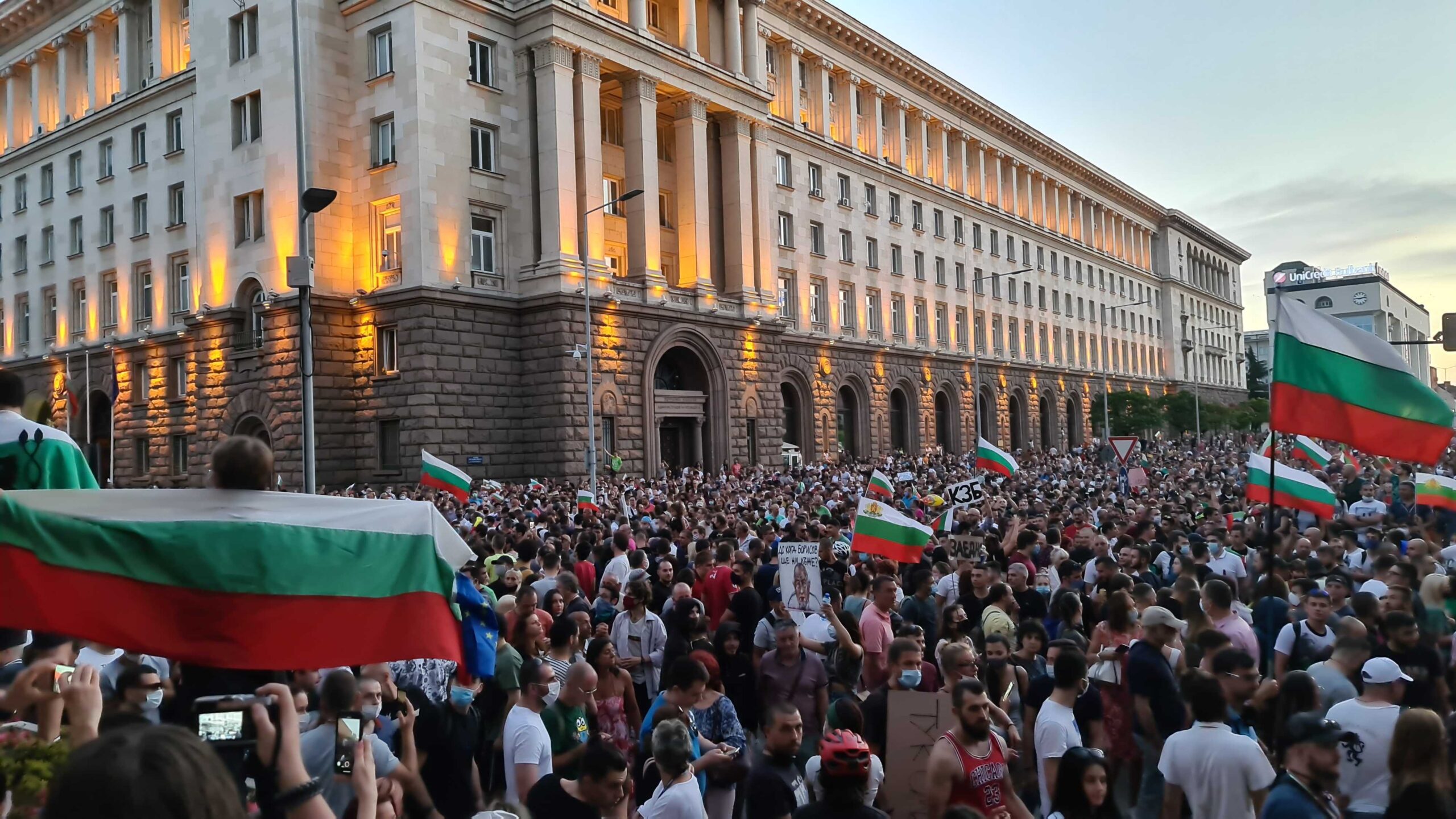 ЕСПЧ осъди България да плати €10 хил. заради полицейско насилие на протестите през 2020 г.