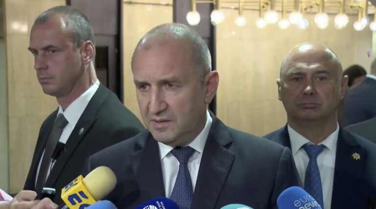 Радев сравни санкциите срещу руския патриарх с „кръстоносни походи“