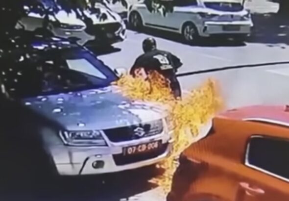 В Скопие подпалиха два български дипломатически автомобила пред посолството