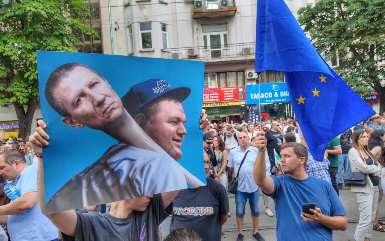 Общественици призовават ЕС да разследва Пеевски за опити за "дестабилизация" на България