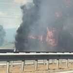 Горящ камион на АМ "Тракия" към Бургас при Пазарджик затруднява движението