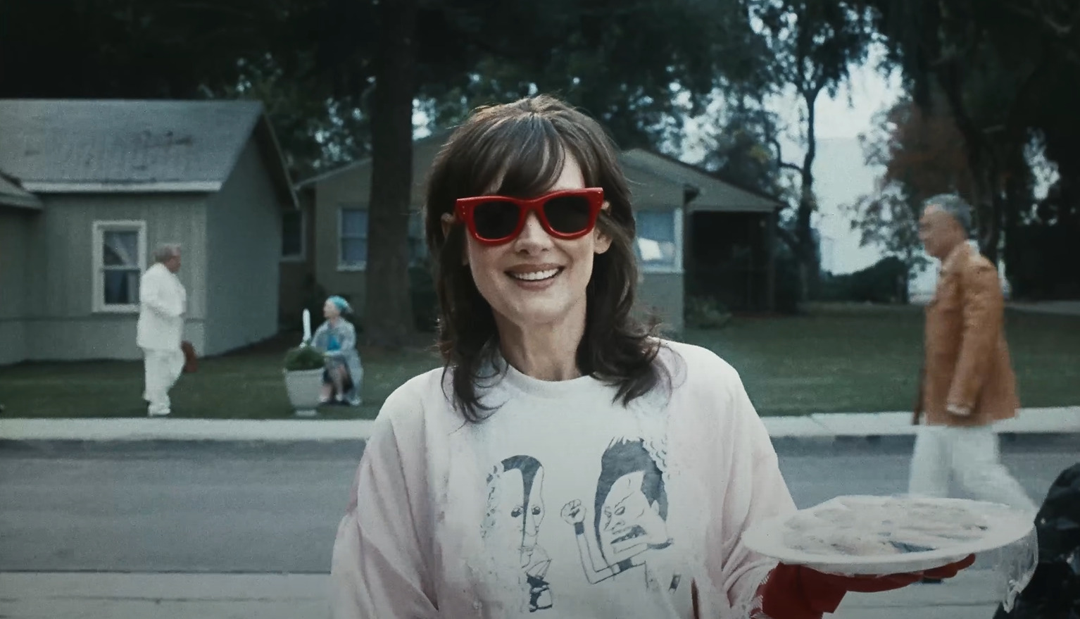 Уинона Райдър е най-добрата съседка в новия клип на A$AP Rocky