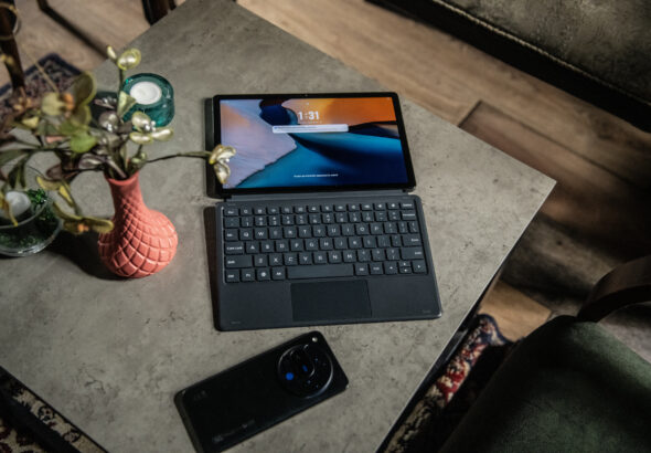 Vivacom 5G Tab събира най-доброто от смартфоните и лаптопите в един достъпен таблет