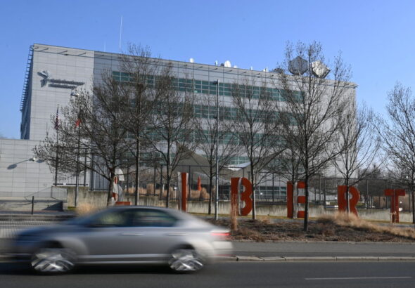 Закриват румънската секция на „Свободна Европа“ в края на март