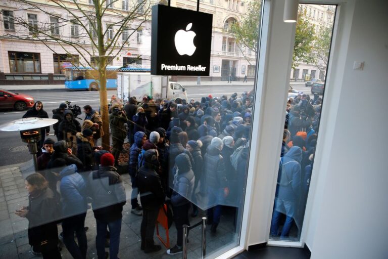 Защо Apple слуша руската цензура и спира достъпа до медии