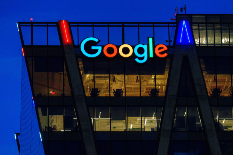 Сценарият Google да трябва да се раздели с Chrome или с Android изглежда все по-вероятен