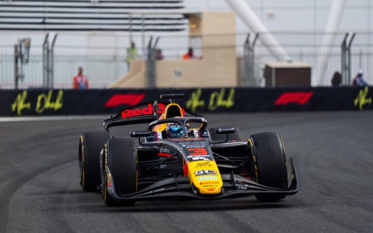 Никола Цолов записа първи подиум във Формула 2