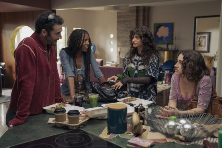 "Обичам Ел Ей" с Рейчъл Сенът - "безименният проект", който се превърна в хит