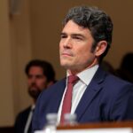 Човекът на Тръмп за борба с тероризма напусна заради войната с Иран