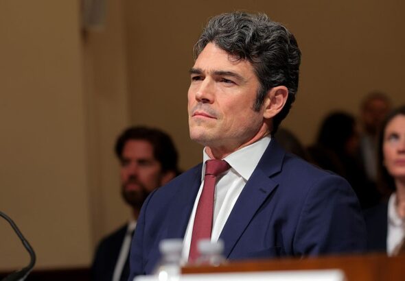 Човекът на Тръмп за борба с тероризма напусна заради войната с Иран